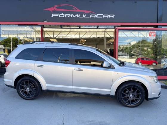 DODGE JOURNEY 3.6 RT V6 GASOLINA 4P AUTOMÁTICO DODGE JOURNEY 3.6 RT V6 GASOLINA 4P AUTOMÁTICO